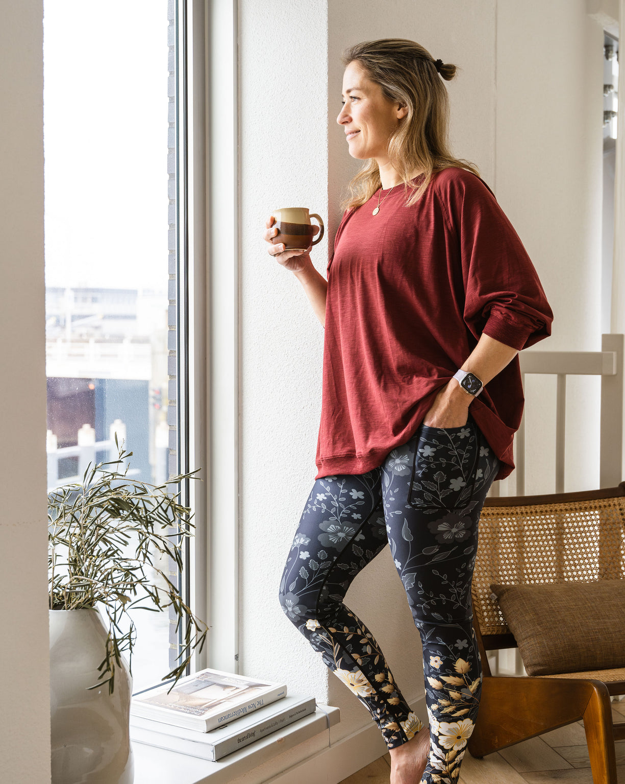 Aya Elegant Floral Winter Leggings