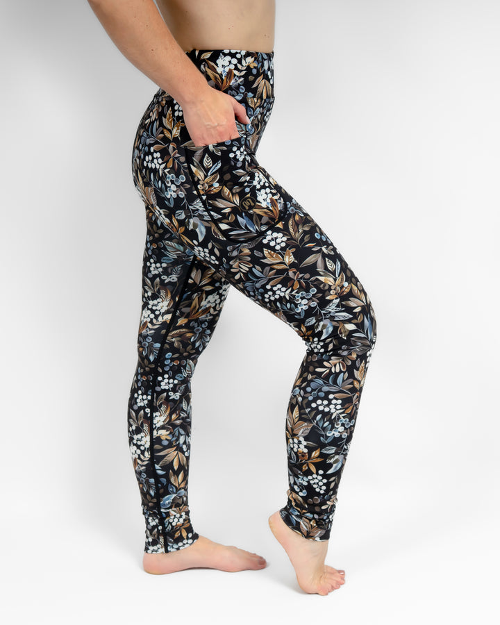 Aya Ravenberry Winter Leggings