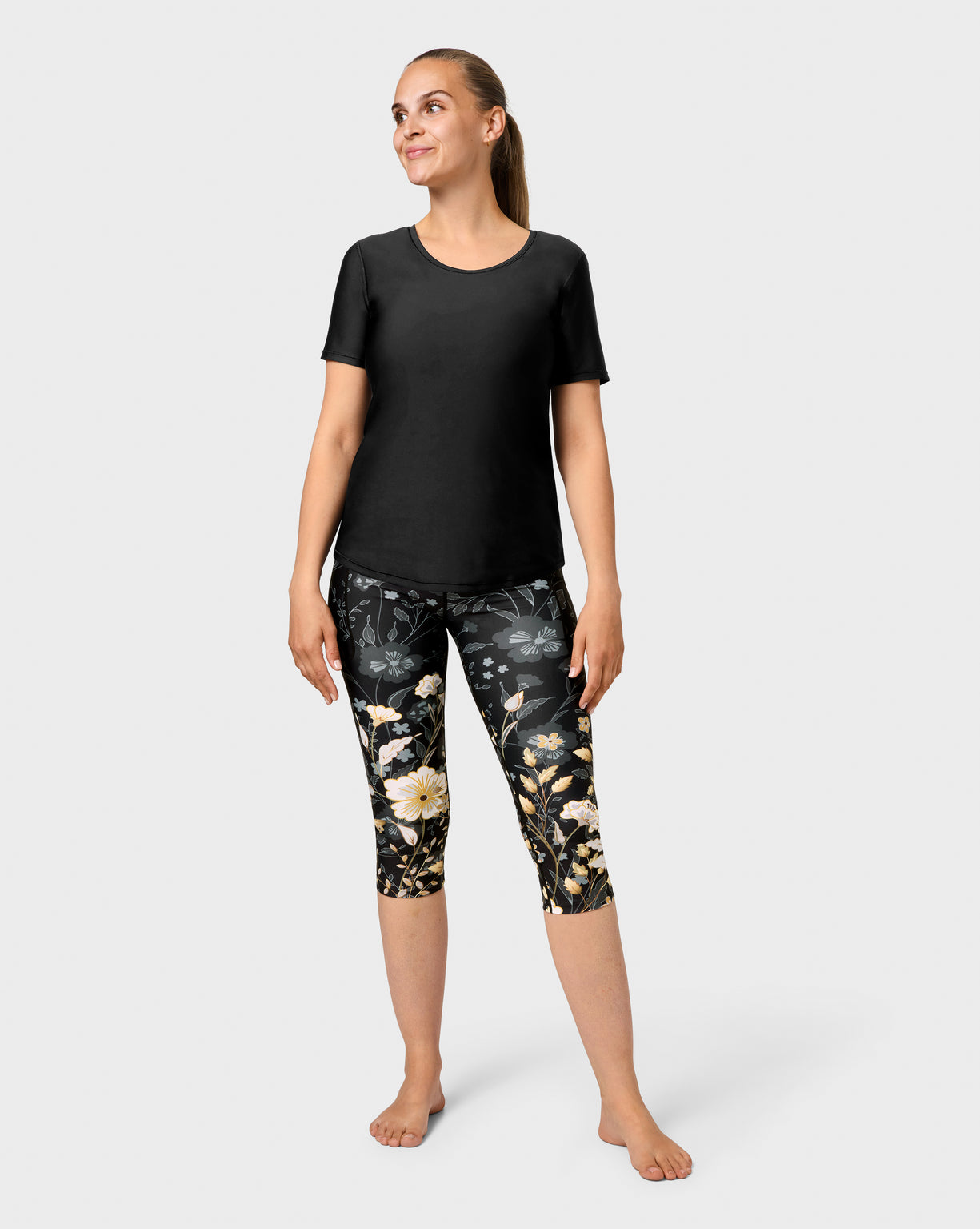 Signature Elegant Floral Capri