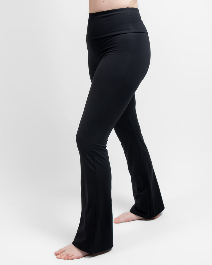 Maya Black Flared Leggings