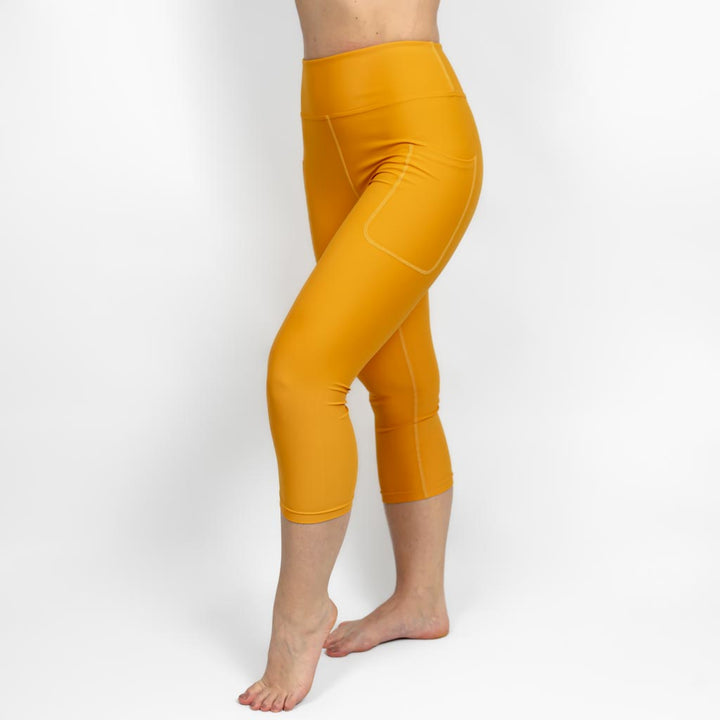 Glow Capri
