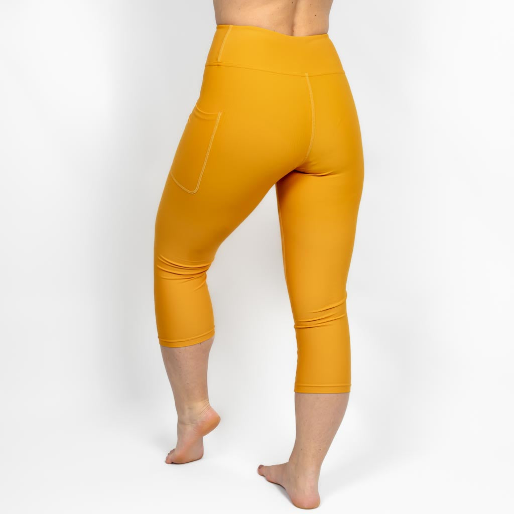 Glow Capri