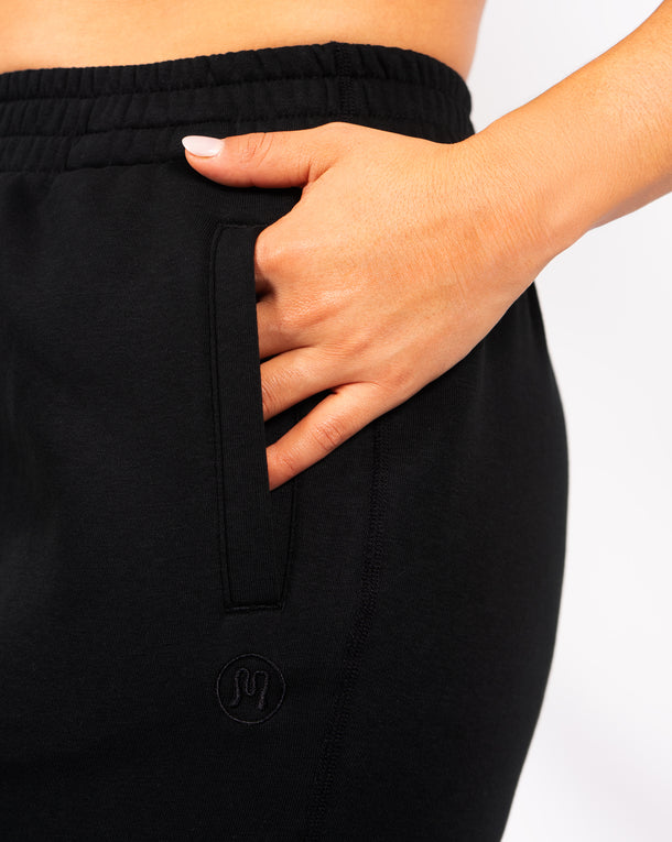 Ida Classic Black Sweatpants